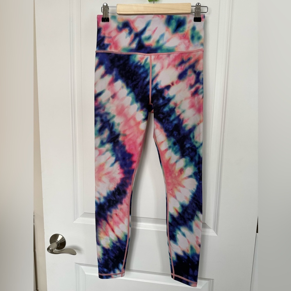 Athleta size small tall Elation Tie Dye 7/8 Leggings